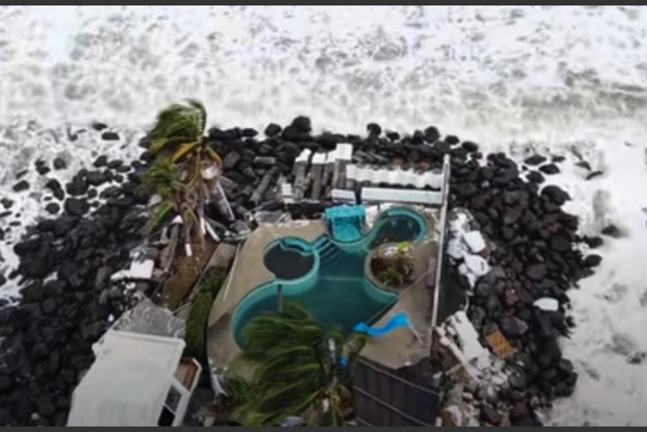 Varios comercios se han visto afectados por el paso de la tormenta "Cristina". (Foto: captura de video)