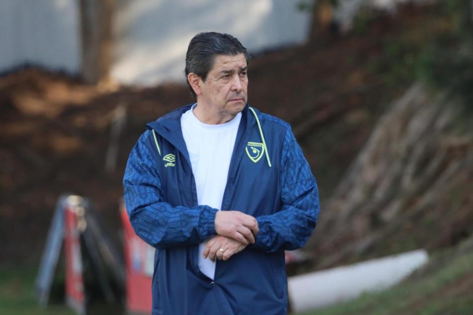 El entrenador mexicano tiene contrato vigente de la Sele y tiene una cl&aacute;usula de salida muy alta. (Foto: Fedefut)