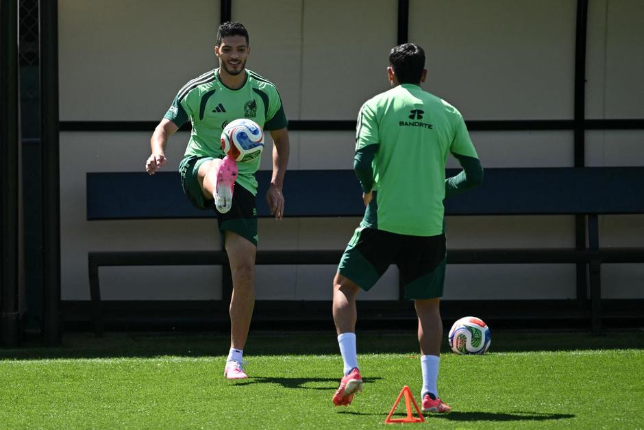 Ra&uacute;l Jim&eacute;nez es el futbolista mexicano con la mayor cantidad de remates a puerta, con 6. (Foto: AFP)&nbsp;