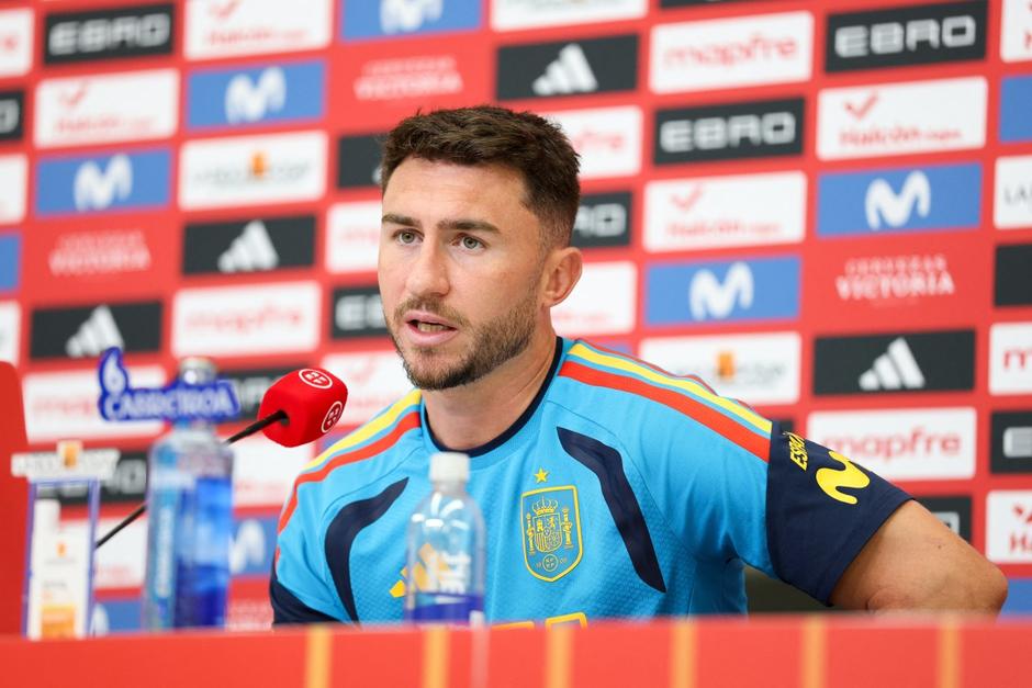 Laporte, quien ya suma una asistencia en el Mundial 2026, durante la conferencia de prensa de este mi&eacute;rcoles. (Foto: AFP)