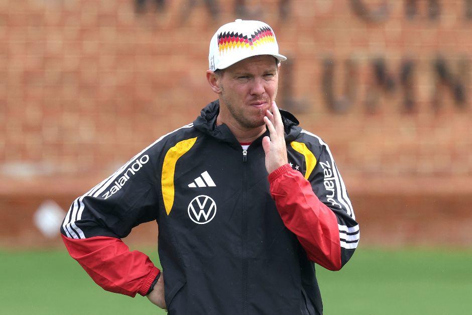 El entrenador germano tiene que presentar su mejor plantel posible. (Foto: AFP)