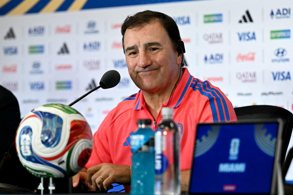 El t&eacute;cnico argentino anticip&oacute; un partido exigente ante los lusos. (Foto: AFP)&nbsp;