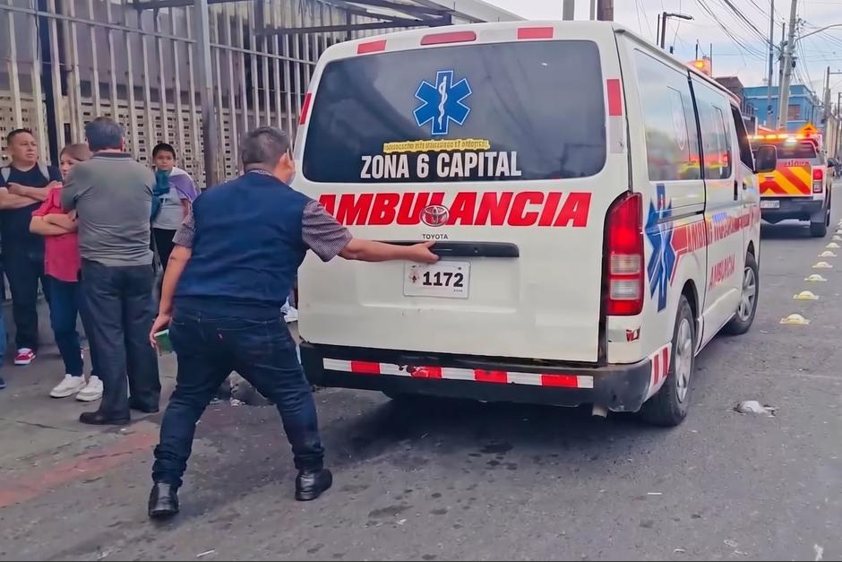 La mujer fue llevada a un centro asistencial donde qued&oacute; recluida. (Foto: CBV / Soy502)
