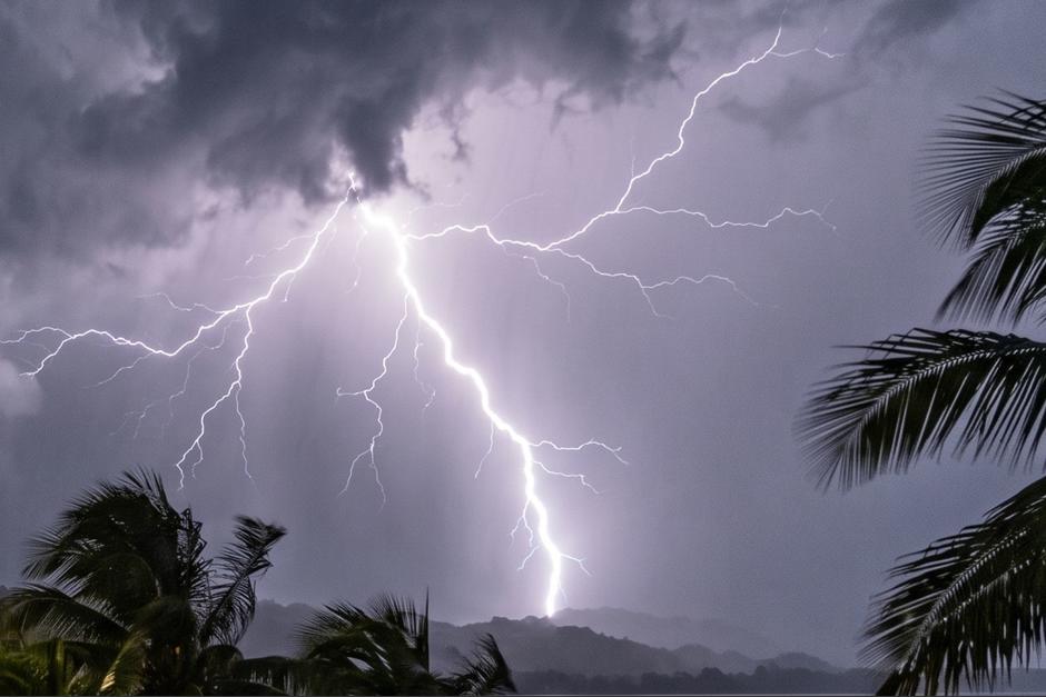 Se prev&eacute; algunas tormentas el&eacute;ctricas en algunas regiones del pa&iacute;s. (Foto: Gemini / Soy502)