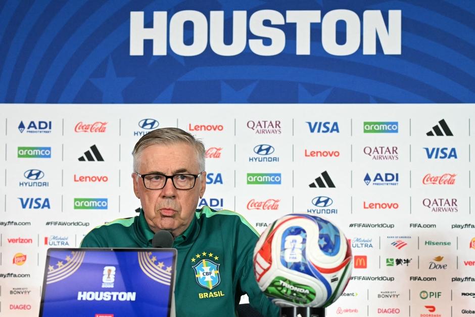 "Carletto" record&oacute; la derrota ante Jap&oacute;n en un amistoso y asegur&oacute; que Brasil respeta a su rival. (Foto: AFP)&nbsp;