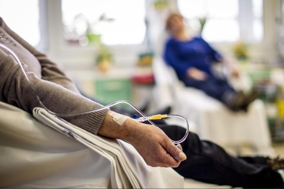 El Gobierno public&oacute; el reglamento de la Ley para la Atenci&oacute;n Integral del C&aacute;ncer, que establece la organizaci&oacute;n del sistema nacional para fortalecer la prevenci&oacute;n, diagn&oacute;stico, tratamiento y seguimiento de pacientes oncol&oacute;gicos. (Foto: Archivo / Soy502)