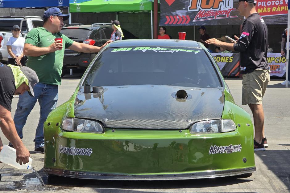 El Honda Civic, m&aacute;s conocido como La Aceituna, conducido por Eduardo Arriola, se ubic&oacute; en la tercera posici&oacute;n del evento.&nbsp;(Foto: Top10)