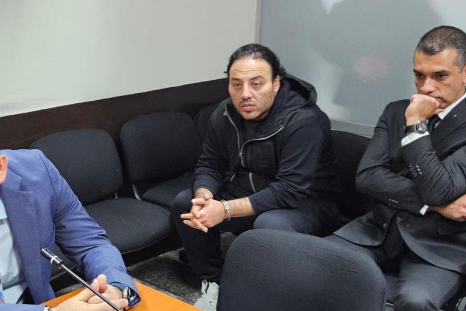 Pedro Duque est&aacute; acusado del desfalco al CHN por Q20 millones, fue presentado ante el juez. (Foto: Estuardo Paredes /Colaborador)