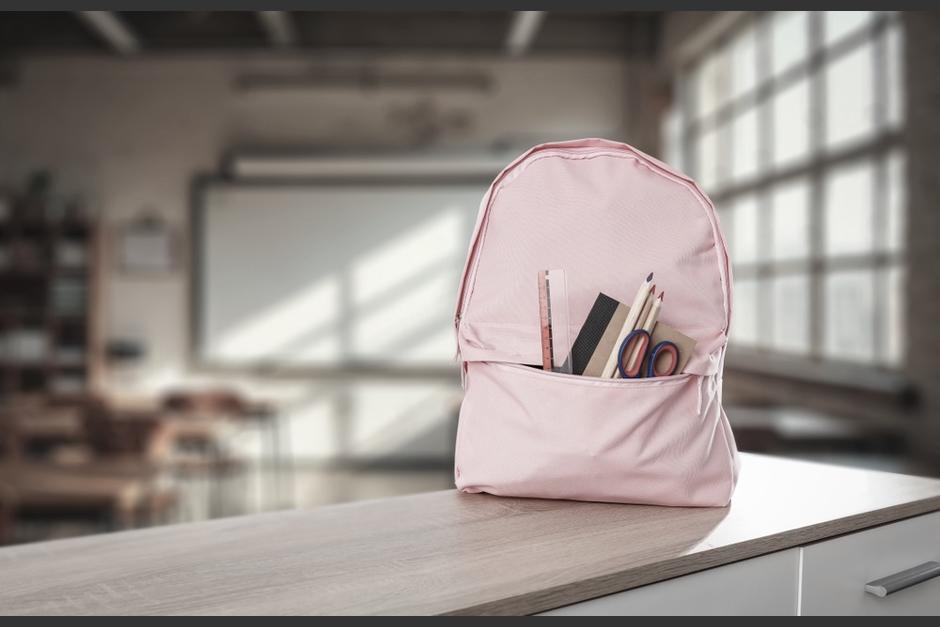 La menor iba para su centro educativo. (Foto: Shutterstock)