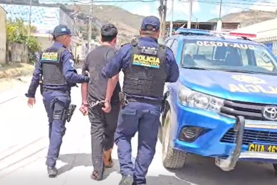La menor fue hallada por la Polic&iacute;a Nacional Civil. (Foto: captura de video)