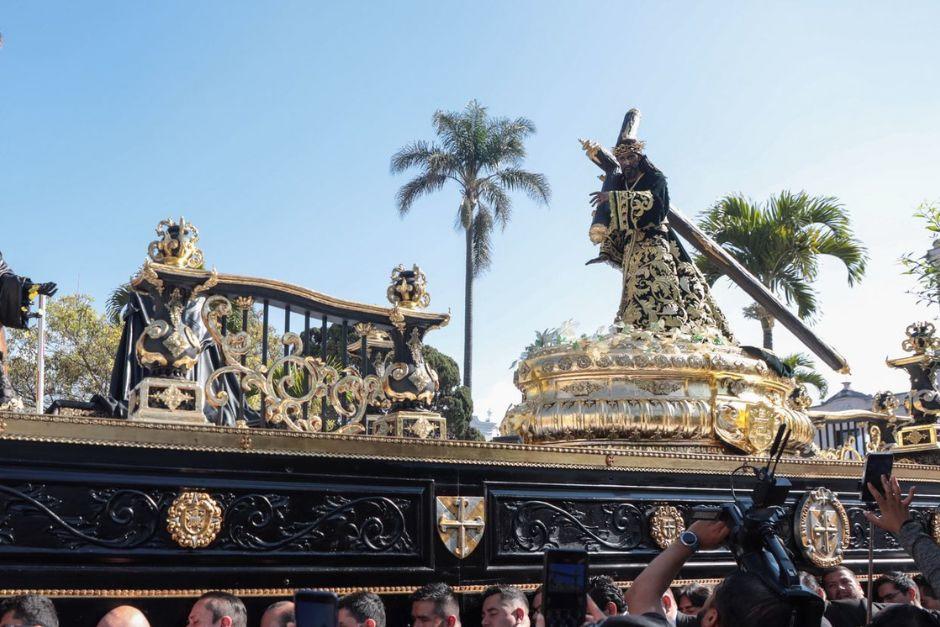 El cortejo procesional recorre la zona 1 en este tercer Domingo de Cuaresma.&nbsp;(Foto: &Oacute;scar Rivas/Soy502)