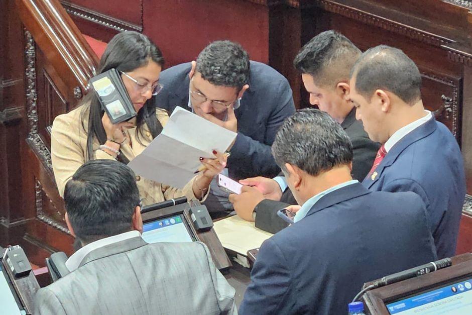 Diputados oficialistas y opositores lograron acuerdos y eligieron a los magistrados, titular y suplente, del TSE. (Foto: Estuardo Paredes / Colaborador)