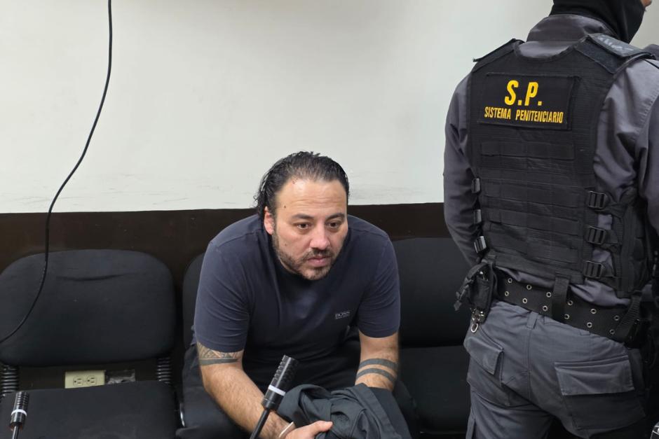 Pedro Duque, se&ntilde;alado por el MP de ser el l&iacute;der de una estructura que saque&oacute; Q20 millones del CHN, durante audiencia de primera declaraci&oacute;n. (Foto: Dulce Rivera/Soy502)