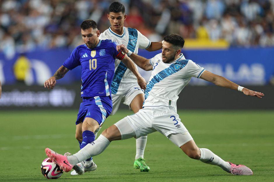 La "Pulga" volver&iacute;a a enfrentarse a la Bicolor como lo hizo la &uacute;ltima mes en junio del 2024, cuando ganaron 4-1. (Foto: AFP)
