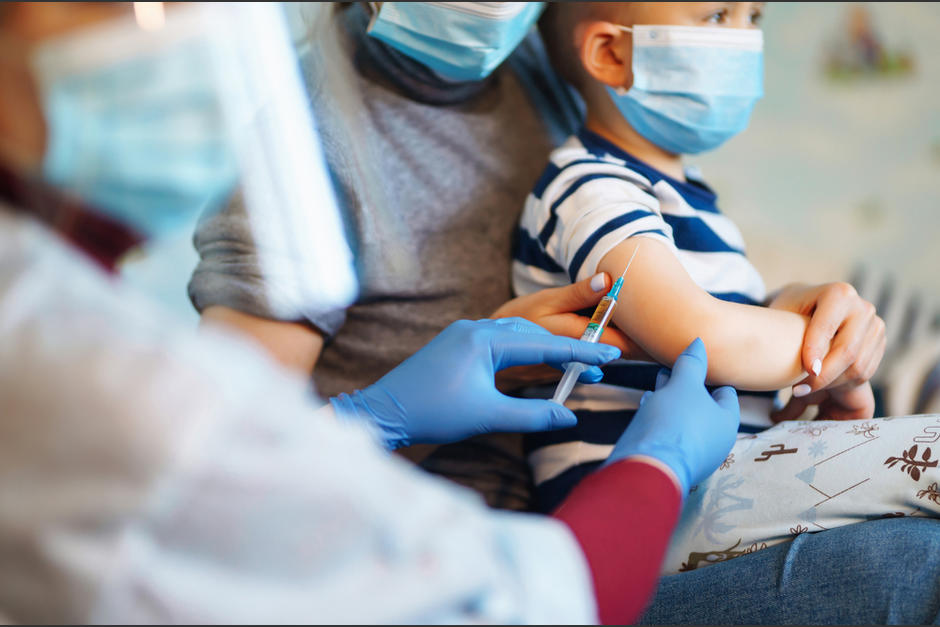 Las autoridades reiteran la importancia de la vacunaci&oacute;n. (Foto: Shutterstock)