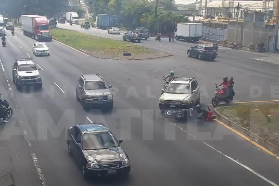 El accidente sucedi&oacute; en la CA 9 y lo registr&oacute; una c&aacute;mara de seguridad del &aacute;rea. (Foto: Captura de video)