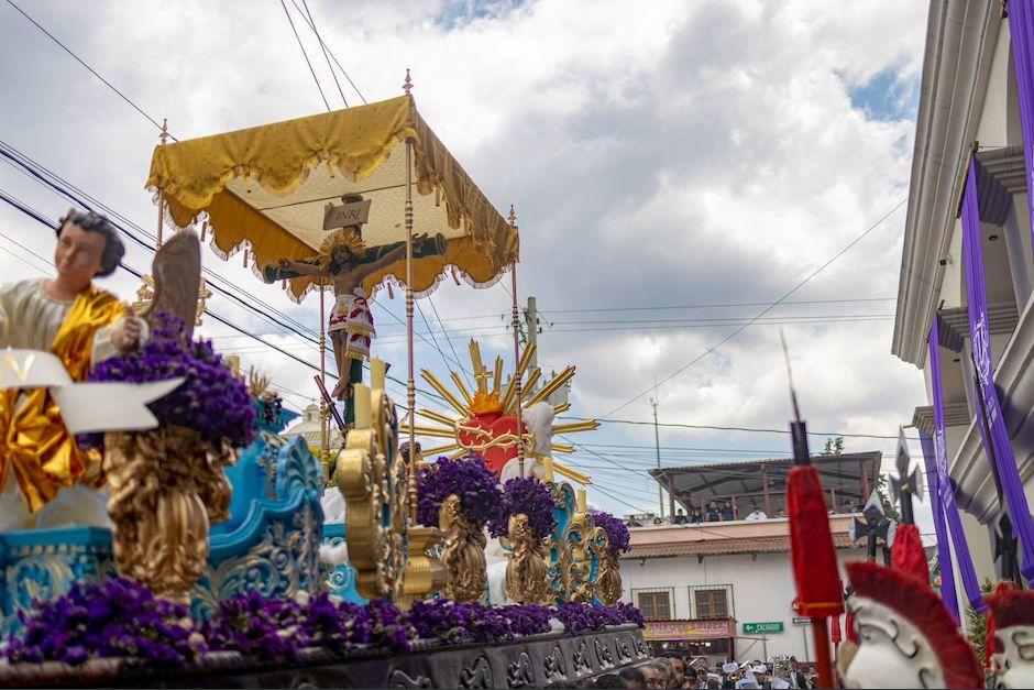 Cristo de la Justicia recorri&oacute; las calles de Sumpango. (Foto: Carlos Vicente)