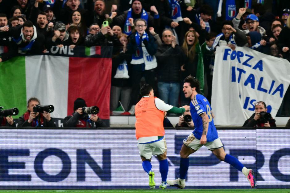 Sandro Tonali fue el autor del tanto que rompi&oacute; con el empate para los italianos. (Foto: AFP)