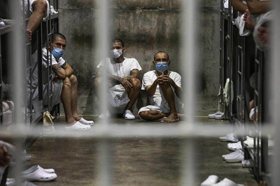 &nbsp;La cadena perpetua en El Salvador tambi&eacute;n se aprob&oacute; para menores de 18 a&ntilde;os "homicidas, violadores y terroristas". (Foto: Getty Images)