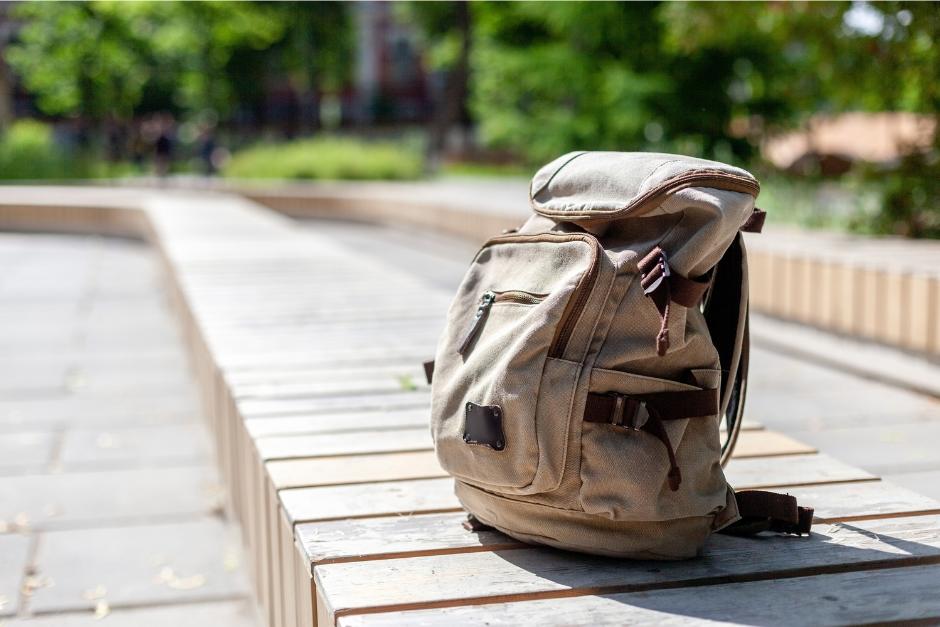 Autoridades capturaron a dos hombres y una mujer durante el operativo. (Foto ilustrativa: Shutterstock)