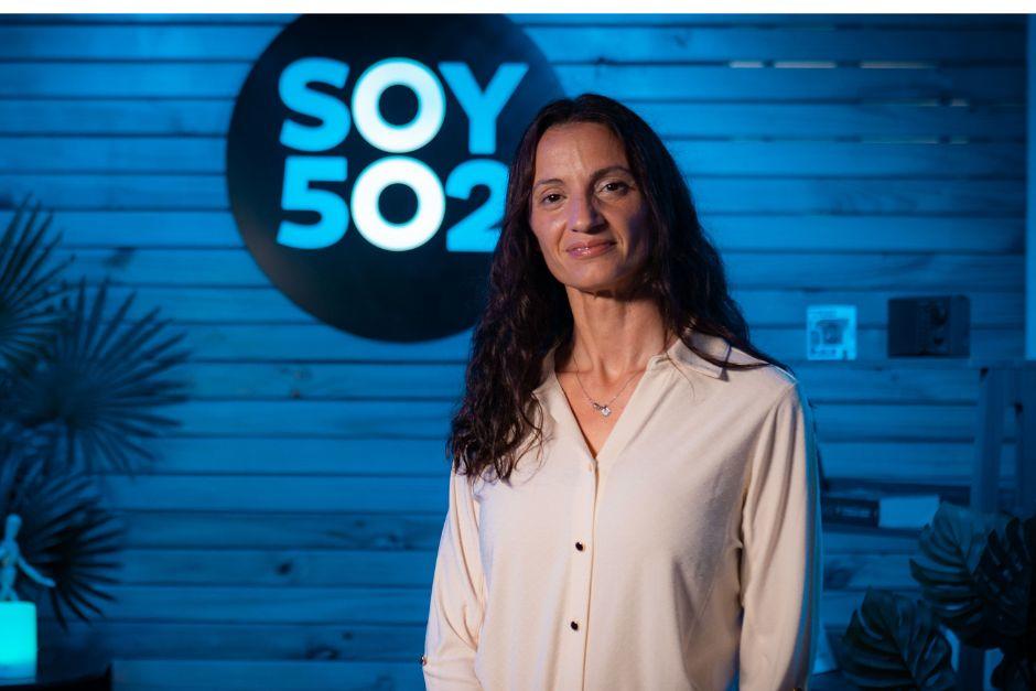 Laura Najar, directora de Operaciones de ADEN Business School, habl&oacute; en Econom&iacute;a HOY Podcast sobre los l&iacute;deres de la actualidad. (Foto: Gary Arias / Soy502)