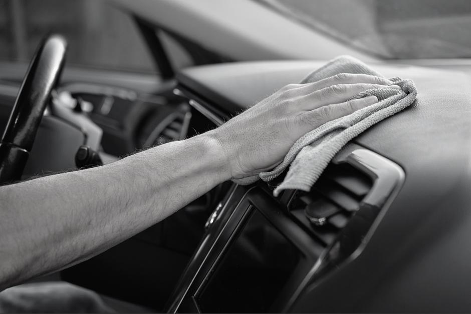 El cuerpo de la v&iacute;ctima qued&oacute; en el asiento del piloto. (Foto: Shutterstock)