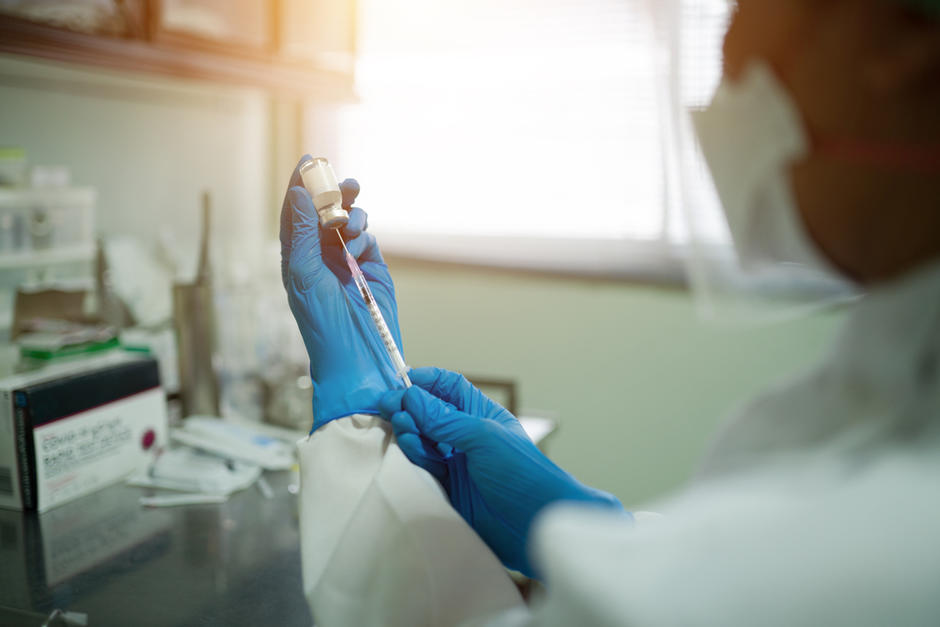 M&aacute;s de 2 mil dosis de vacunas contra el sarampi&oacute;n han sido aplicadas desde el brote hasta el 4 de mayo. (Foto: Shutterstock)