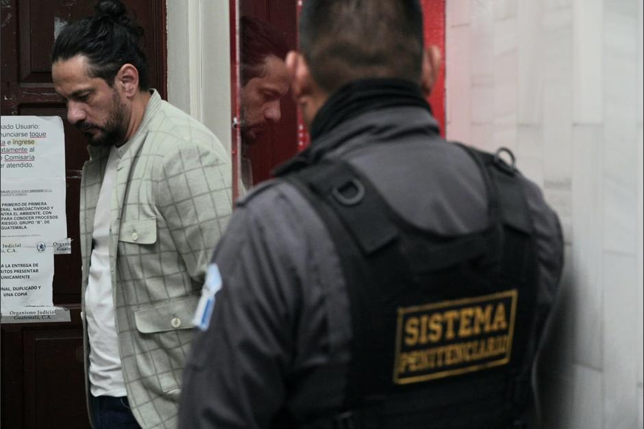 Julio Leonardo Alejandro Gir&oacute;n Casta&ntilde;eda, implicado en el secuestro del odont&oacute;logo Julio Am&iacute;lcar Mart&iacute;nez ser&aacute; escuchado por el hallazgo de dos celulares en la bartolina de la c&aacute;rcel de Matamoros. (Foto: Wilder L&oacute;pez/Soy 502)
