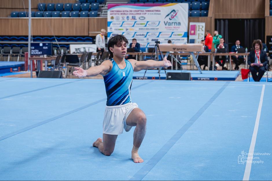 El gimnasta guatemalteco Jaycko Bourdet destac&oacute; en la Copa del Mundo de Bulgaria y se prepara para el Campeonato Panamericano de Gimnasia Art&iacute;stica, que se celebrar&aacute; en R&iacute;o de Janeiro. (Foto: Denis Vakhrushev)