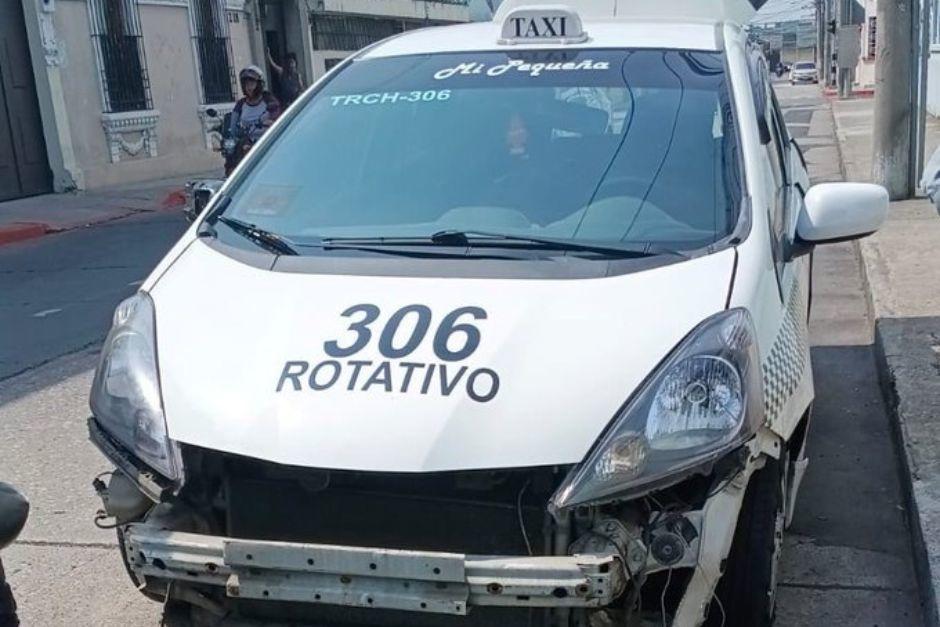 El taxista provoc&oacute; incidentes viales en la zona 1. (Foto: Am&iacute;lcar Montejo)