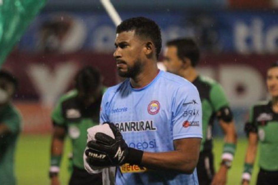 Jos&eacute; Calder&oacute;n quien tuvo su paso por el futbol guatemalteco, es se&ntilde;alado de ama&ntilde;o en su natal Panam&aacute;. (Foto: ESPN)