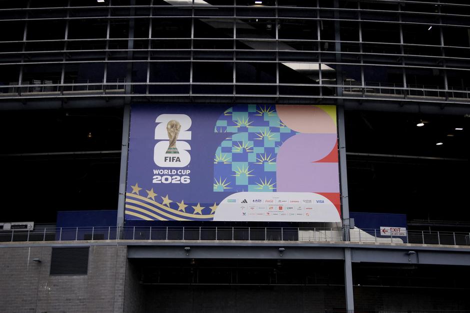 FIFA anunci&oacute; por su parte que los futbolistas que se tapen la boca durante confrontaciones podr&aacute;n ser expulsados.