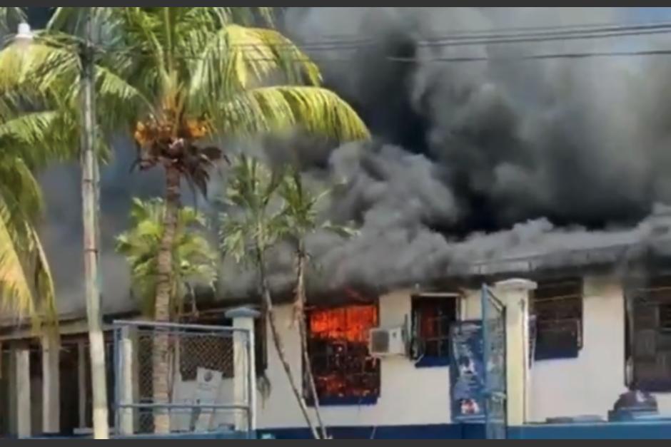 Pobladores alertaron sobre el enorme incendio. (Foto: captura de video)