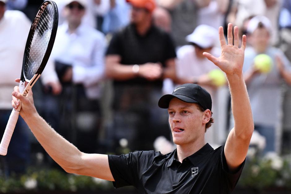El italiano rompi&oacute; un r&eacute;cord que estaba en poder de Djokovic y apunta a igualarlo en otro. (Foto: AFP)
