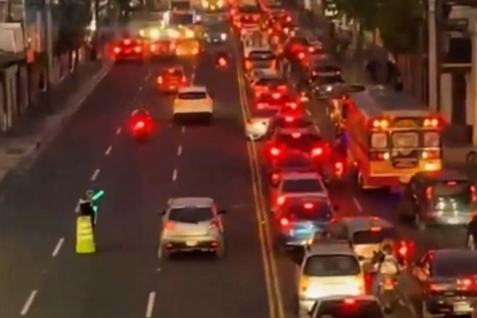 Se espera mayor circulaci&oacute;n de conductores durante la tarde de este viernes. (Foto: captura de video)