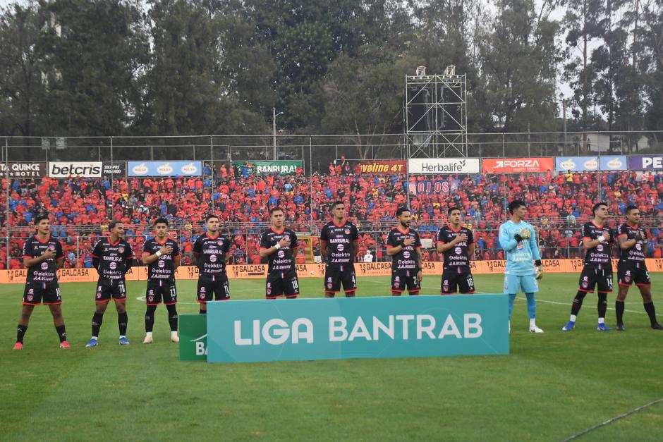 Todos los t&iacute;tulos que Xelaj&uacute; tiene en torneos cortos, los ha conseguido por la v&iacute;a de la remontada. (Foto: Rudy Mart&iacute;nez / Nuestro Diario)