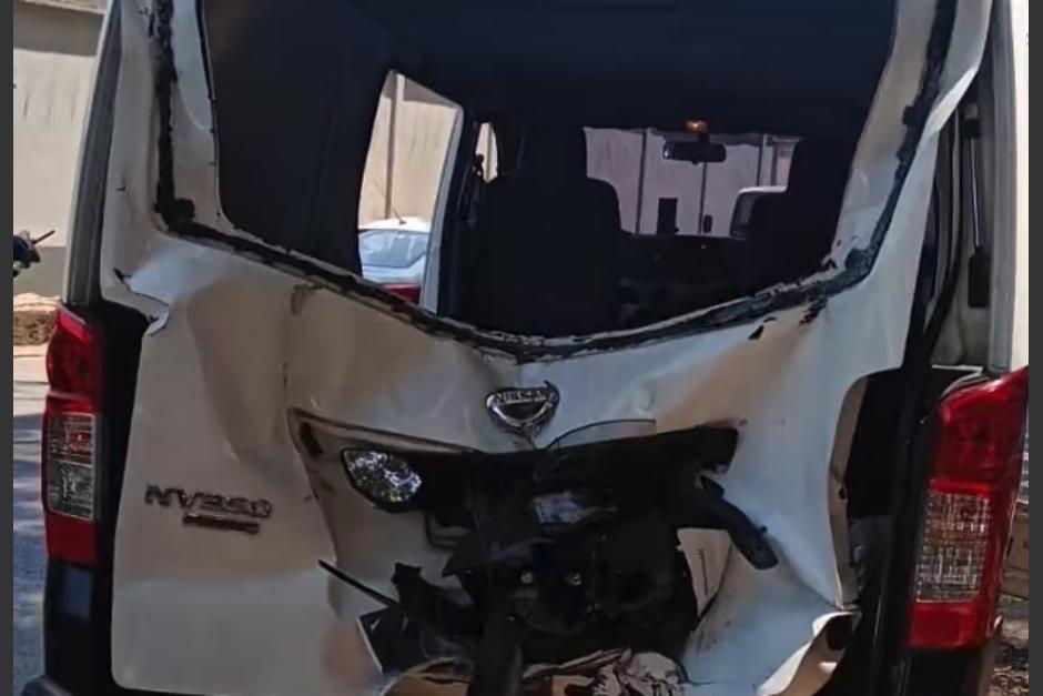 La v&iacute;ctima fue llevada a un centro asistencial. (Foto: captura de video)