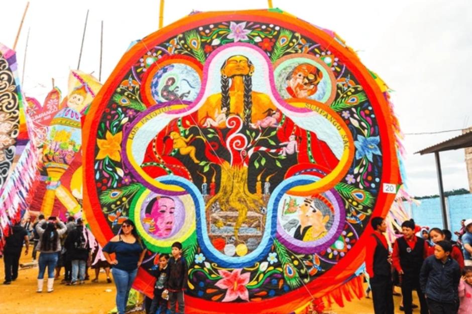 Los barriletes llegaron a Chile con la inauguraci&oacute;n de la muestra &ldquo;Barriletes Gigantes de Guatemala. Tradici&oacute;n, color y espiritualidad&rdquo;, presentada en la Universidad Bernardo O&rsquo;Higgins (UBO), en Santiago&nbsp;(Foto Ilustrativa: Shutterstock)