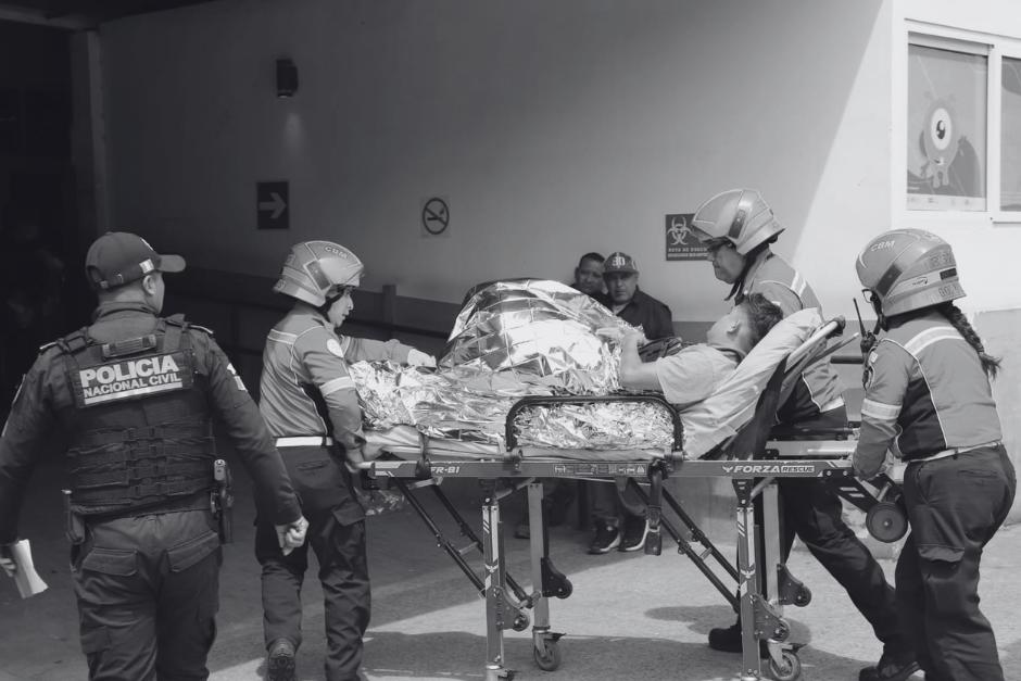 El hombre fue trasladado a un centro asistencial. (Foto: Bomberos Municipales)