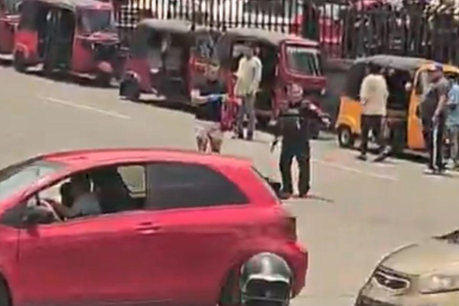 Elementos de seguridad fueron movilizados tras este enfrentamiento. (Foto: captura de video)