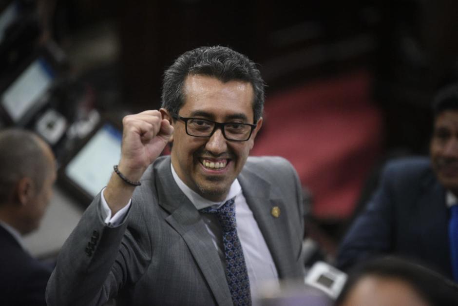 Contreras: &ldquo;Menkos estaba en un permiso indefinido&rdquo;