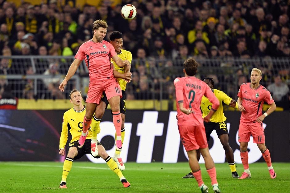Werder Bremen castiga al Dortmund con la "Ley del Ex"
