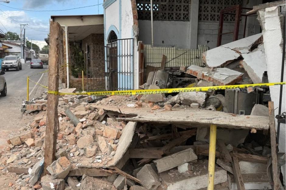 Miles de personas fueron v&iacute;ctimas de los movimientos tel&uacute;ricos. (Foto: AFP)