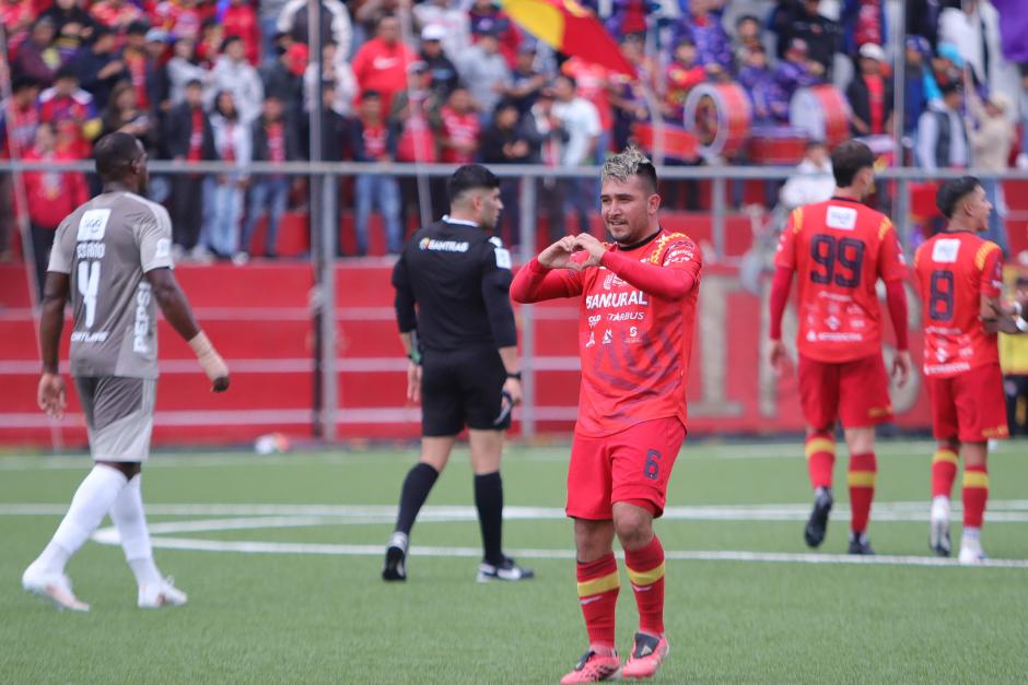 Benedicto Aldana inici&oacute; la remontada de los shecanos en su estadio. (Foto: Willy Navarro / Nuestro Diario)