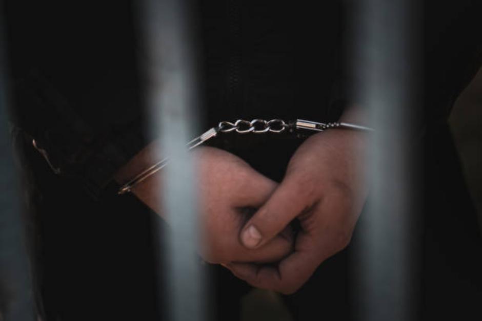 Los adolescentes fueron&nbsp;sorprendidos cuando exig&iacute;an dinero bajo amenazas de muerte a taxistas del sector. (Foto ilustrativa: iStock)
