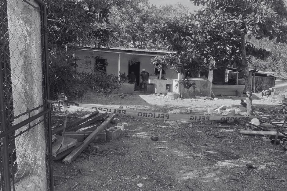 La v&iacute;ctima muri&oacute; calcinada al no poder salir de su vivienda que fue consumida por el fuego. (Foto: Francisco Portillo/Colaborador)