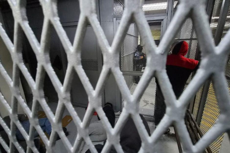 Este 27 de octubre contin&uacute;a la audiencia de primera declaraci&oacute;n de los siete agentes de la PNC capturados por irregularidades en la detenci&oacute;n de los hermanos Choc Toz. (Foto: Estuardo Paredes/Colaborador)