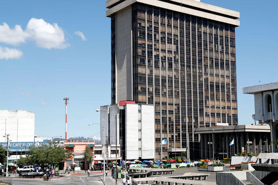 El Minfin anunci&oacute; que convocar&aacute; a distintos sectores para discutir los ajustes realizados al sistema Guatecompras. (Foto: Archivo / Soy502)