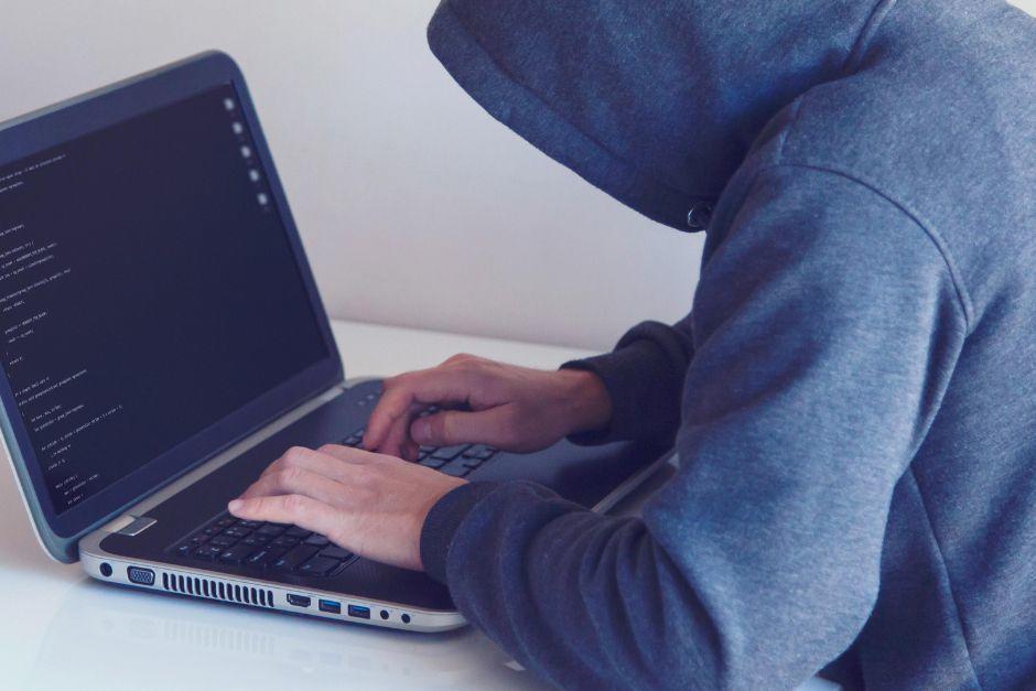El veh&iacute;culo era promocionado en redes sociales, pero contaba con reporte de robo.&nbsp;(Foto ilustrativa v&iacute;a: Canva)