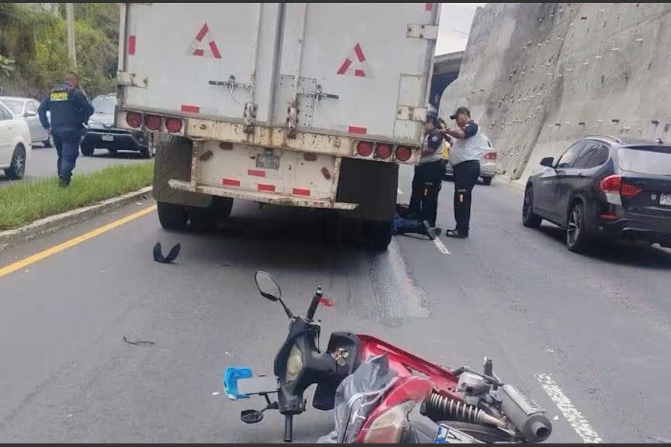 El conductor de una motocicleta falleci&oacute; en el lugar. (Foto: Tr&aacute;nsito Mixco)